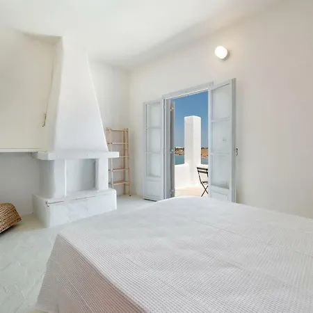 Beachfrontparos *